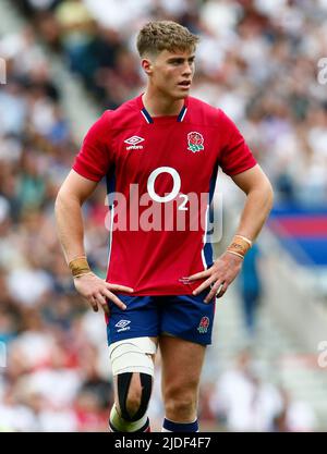 LONDON ENGLAND - JUNI 19 : Englands Tommy Freeman (Northampton Saints, uncapped) während der Internationalen Freundschaftschaft zwischen England gegen Barbaren F. Stockfoto