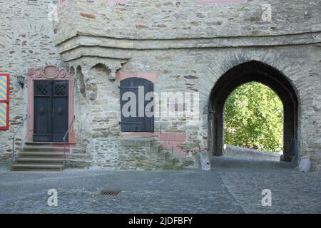 Schlossanlage mit alter Kanzlerschaft und Kanzler in Idstein, Taunus, Hessen, Deutschland Stockfoto