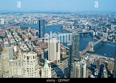 Luftaufnahme über Manhattan und Brooklyn vom One World Observatory Stockfoto