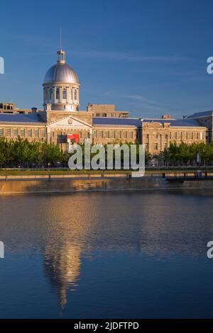 Bonsecours Market und Bonsecours Basin at Sunrise, Old Port of Montreal, Quebec, Kanada. Stockfoto