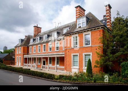 Außenansicht der Hyde Park Police Station, London, England, Großbritannien am Donnerstag, 19. Mai 2022.Foto: David Rowland / One-Image.com Stockfoto