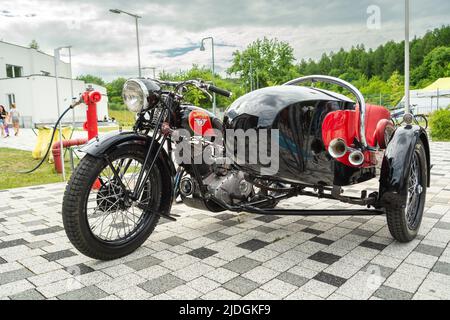 Chelm, Lubelskie, Polen - 18. Juni 2022: Rallye der Motorradfahrer in Chelm auf der MotoKropla 2022 Stockfoto