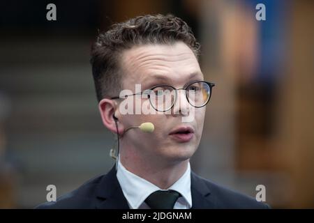 Bonn, Deutschland. 20.. Juni 2022. Jared REED, Moderator, beim Deutschen Welle Global Media Forum, 20.-21. Juni 2022 in Bonn Â Quelle: dpa/Alamy Live News Stockfoto