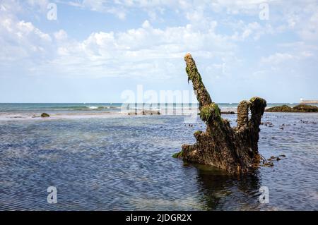 Das Wrack der Barge II am Strand von Les Sables d'Olonne (Vendee, Frankreich) Stockfoto
