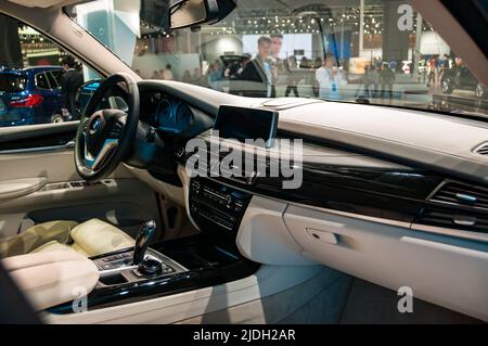 BMW X5 xDrive40e PHEV auf der Shanghai Auto Show 2015 zu sehen. Stockfoto