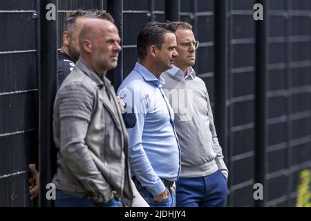 2022-06-21 11:09:44 ANTWERPEN - Technischer Direktor Marc Overmars während der Ausbildung des belgischen Clubs Royal Antwerp FC. ANP MARCEL VAN HOORN niederlande Out - belgien Out Stockfoto