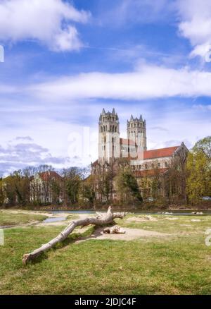 St. Maximilian Kirche in München an der Isar Stockfoto