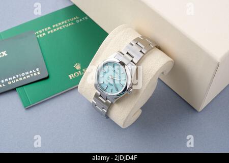 Rolex Oyster Perpetual, Chronometer der Superlative, offiziell zertifiziert. Tiffany Türkisblau Gesicht. Stockfoto