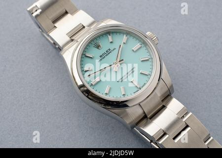 Rolex Oyster Perpetual, Chronometer der Superlative, offiziell zertifiziert. Tiffany Türkisblau Gesicht. Stockfoto