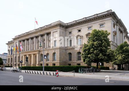 Berlin, Deutschland, 17. Juni 2022, Berliner Repräsentantenhaus in der Niederkirchnerstraße. Stockfoto