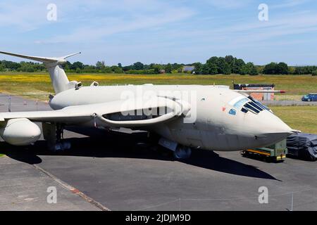 Eine erhaltene Handley Page Victor K.2 Tankerausstellung im Yorkshire Air Museum in Elvington, North Yorkshire, Großbritannien Stockfoto