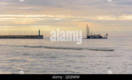 Blick auf den Hafen in Leba an der Ostsee in Polen Stockfoto