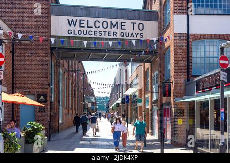 Eintritt zum Gloucester Quays Outlet Shopping Centre, Gloucester Docks, Gloucester, Gloucestershire, England, Vereinigtes Königreich Stockfoto