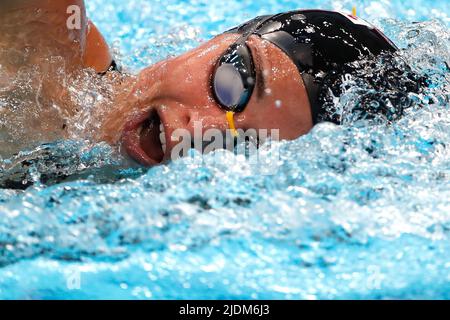 Der belgische Valentine Dumont, aufgenommen während der Freistil der Frauen 100m bei den Schwimmweltmeisterschaften in Budapest, Ungarn, Mittwoch, 22. Juni 2022. Die FINA World Championships 19. finden vom 18. Juni bis 03. Juli 2022 statt. BELGA FOTO NIKOLA KRSTIC Stockfoto