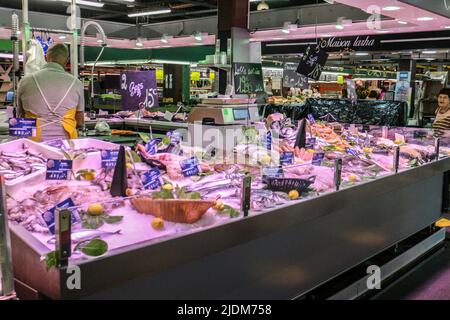 CLAMART : LA FOURCHE Markthalle Stockfoto