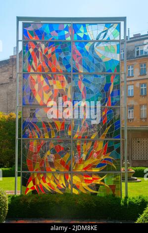 Gedenkgarten für die Juden, die während des Holocaust ermordet und in unmarkierten Gräbern in der Synagoge in der Dohany Straße, Budapest, Ungarn, begraben wurden Stockfoto