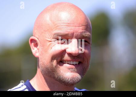 firo: 06/22/2022, Fußball, 1. Bundesliga, Saison 2022/2023, FC Schalke 04, Training, Trainingsbeginn, Sportdirektor Rouven SCHRODER, Portrait Stockfoto