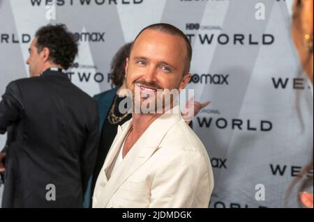 New York, Usa. 21.. Juni 2022. Aaron Paul nimmt an der Premiere der „Westworld“-Saison 4 von HBO in der Alice Tully Hall, Lincoln Center in New York City, Teil. Kredit: SOPA Images Limited/Alamy Live Nachrichten Stockfoto