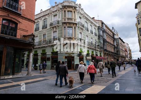 Spanien, Leon. Szene In Der Calle Ancha. Stockfoto