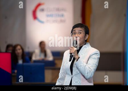 Bonn, Deutschland. 20.. Juni 2022. Maria RESSA, Journalistin, beim Deutschen Welle Global Media Forum, 20.-21. Juni 2022 in Bonn å Quelle: dpa/Alamy Live News Stockfoto