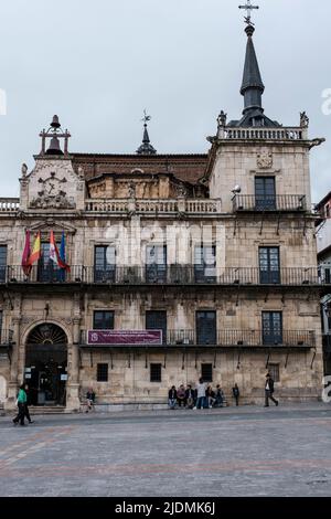 Spanien, Leon, Leon y Castilla. Ayuntamiento (Rathaus) auf der Plaza Mayor. Stockfoto