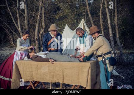 Vizzola Ticino, Italien. 10.. November 2019. ACW Confederate States Army, Chirurgie Kredit: Unabhängige Fotoagentur/Alamy Live Nachrichten Stockfoto