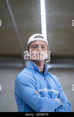 2022-06-22 14:04:09 AMSTELVEEN - Porträt von Tim van Rijthoven. Der Tennisspieler erhielt nach seinem Stunt bei den Libema Open in Rosmalen eine Wildcard für Wimbledon. ANP JEROEN JUMELET niederlande Out - belgien Out Stockfoto