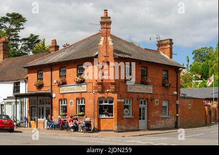 Das ehemalige Crown Public House, heute ein Café, Chalfont St Giles, Buckinghamshire, England Stockfoto