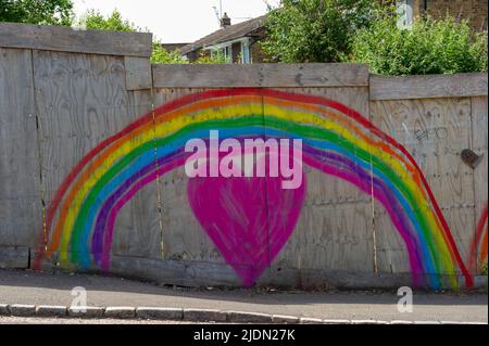 LGBT Support Rainbow Graffiti, Chalfont St Peter, Buckinghamshire, England Stockfoto