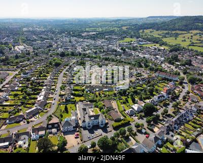 Honiton, Devon, Großbritannien. 22.. Juni 2022. Allgemeiner Blick aus der Luft von Honiton in Devon vor den morgenlichen Parlamentswahlen für den Wahlkreis Tiverton und Honiton. Bildnachweis: Graham Hunt/Alamy Live News Stockfoto