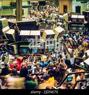 New York 1980s, NYSE, Börseninterior, Überblick über die Börsenparkett, Finanzdistrikt, Manhattan, New York City, NY, NYC, USA, Stockfoto