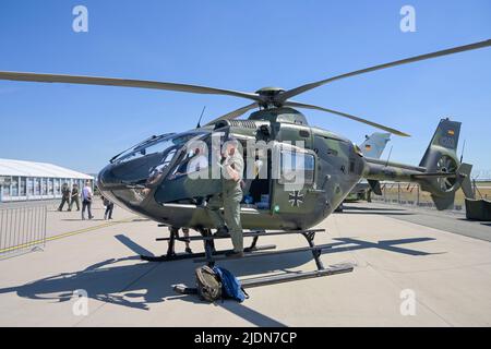 Eurocopter SHS EC 135 T1 Bundeswehr, 22.06.2005. ILA Internationale Luft- und Raumfahrtausstellung Berlin, Schönefeld, Brandenburg, Deutschland Stockfoto