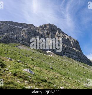 Die unzugängliche Nordwand des Mount Astraka einer der Gipfel des Timfi-Massivs in den Pindus Mountains im Norden Griechenlands Stockfoto