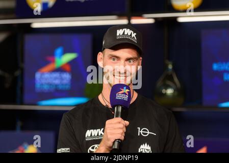 Clemens Wickler (deutsche Nationalmannschaft) bei der Verlosung der Beachvolleyball-Europameisterschaften 2022 im Mini-Pavillon, München. Sven Beyrich/SPP Stockfoto