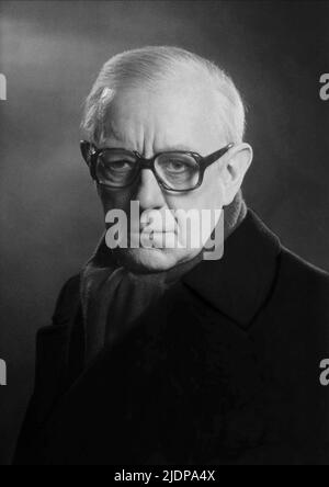 ALEC GUINNESS, TINKER TAILOR SOLDIER SPY, 1979 Stockfoto