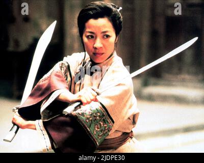 MICHELLE YEOH, CROUCHING TIGER HIDDEN DRAGON, 2000 Stockfoto