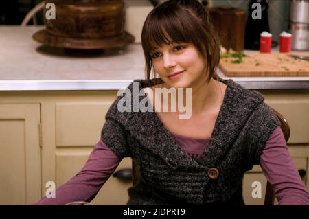 BOJANA NOVAKOVIC, RAND DER DUNKELHEIT, 2010, Stockfoto