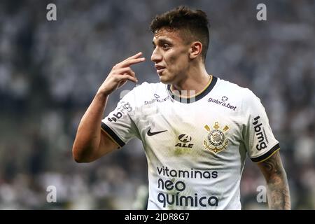 Sao Paulo, Brasilien. 23.. Juni 2022. SP - Sao Paulo - 06/22/2022 - COPA DO BRASIL 2022, CORINTHIANS X SANTOS - Gustavo Mantua Spieler von Corinthians während eines Spiels gegen Santos im Arena Corinthians Stadion für die Copa do Brasil 2022 Meisterschaft. Foto: Marcello Zambrana/AGIF/Sipa USA Quelle: SIPA USA/Alamy Live News Stockfoto