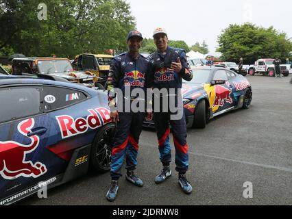 Goodwood, West Sussex, Großbritannien 23.. Juni 2022. Die Driftbrothers, Elias & Johannes Hounondji beim Goodwood Festival of Speed – ‘The Innovators – Masterminds of Motorsports’, in Goodwood, West Sussex, Großbritannien. © Malcolm Greig/Alamy Live News Stockfoto