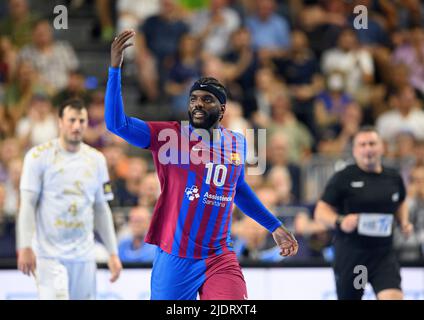 Jubilation Dika MEN (Barca) Handball Champions League Finale 4, Halbfinale, THW Kiel (KI) gegen FC Barcelona (Barca) 30:34, am 18.. Juni 2022 in Köln. Â Stockfoto