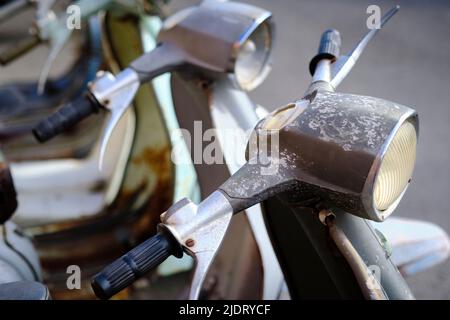 Details der alten Lambretta Roller, mit den 2-Takt-Motoren, die aus ökologischen Gründen eingestellt wurden Stockfoto