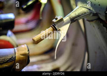 Details der alten Lambretta Roller, mit den 2-Takt-Motoren, die aus ökologischen Gründen eingestellt wurden Stockfoto