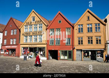 Die UNESCO-Welterbestätte „Bryggen“ in Bergen, der größten Stadt im Westen Norwegens und der zweitgrößten Stadt des Landes. Stockfoto