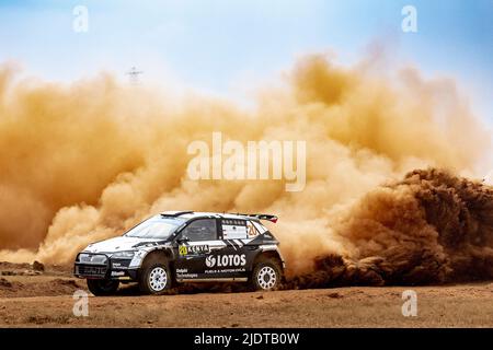 20 KAJETANOWICZ Kajetan (pol), SZCZEPANIAK Maciej (pol), Skoda Fabia Evo, Aktion während der Safari Rallye Kenia 2022, 6. Runde der WRC World Rally Car Championship 2022, vom 23. Bis 26. Juni 2022 in Nairobi, Kenia - Foto Nikos Katikis / DPPI Stockfoto