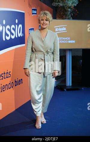 Madrid, Spanien. 23.. Juni 2022. Tania Llasera besucht die Fotozelle „Krissia“ auf dem Ephimera-Platz in Madrid. (Foto: Atilano Garcia/SOPA Images/Sipa USA) Quelle: SIPA USA/Alamy Live News Stockfoto