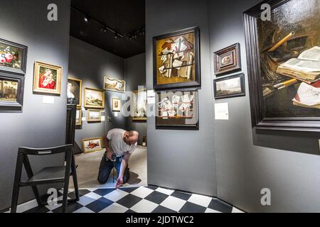 2022-06-23 14:05:51 MAASTRICHT - die letzten Vorbereitungen für die Kunst- und Antiquitätenmesse TEFAF Maastricht werden getroffen. Die Messe findet erstmals seit Ausbruch der Corona-Pandemie in physischer Form statt. ANP MARCEL VAN HOORN niederlande Out - belgien Out Stockfoto