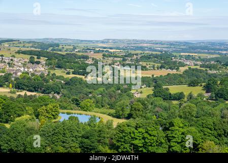 Wunderschöne Landschaft in Yorkshire rund um Hepworth und Holmfirth an einem sonnigen Sommertag. Bereich für die Dreharbeiten zur fernsehserie „Last of the Summer Wine“ Stockfoto