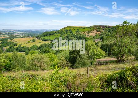 Wunderschöne Landschaft in Yorkshire rund um Hepworth und Holmfirth an einem sonnigen Sommertag. Bereich für die Dreharbeiten zur fernsehserie „Last of the Summer Wine“ Stockfoto