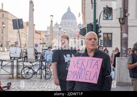 Rom, Italien. 22.. Juni 2022. Sit-in in Erinnerung an Emanuela Orlandi in Rom (Foto: Matteo Nardone/Pacific Press) Quelle: Pacific Press Media Production Corp./Alamy Live News Stockfoto