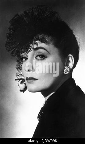 1940 c., DEUTSCHLAND : die Nazi-Diva deutsche Sängerin und Filmschauspielerin ZARAH LEANDER ( 1907 - 1981 ). Unbekannter Fotograf. - FILM - KINO - CANTANTE - UFA - U.F.A. - NAZIST - NAZISMO - NAZISMUS - 2. Weltkrieg - SECONDA GUERRA MONDIALE - Portrait - ritratto - Hut - cappello - velo - Schleier - orecchino - Ohrringe - orecchini - gioiello - gioielli - Schmuck - Schmuck - bijoux - bigiotteria ---- Archivio GBB Stockfoto